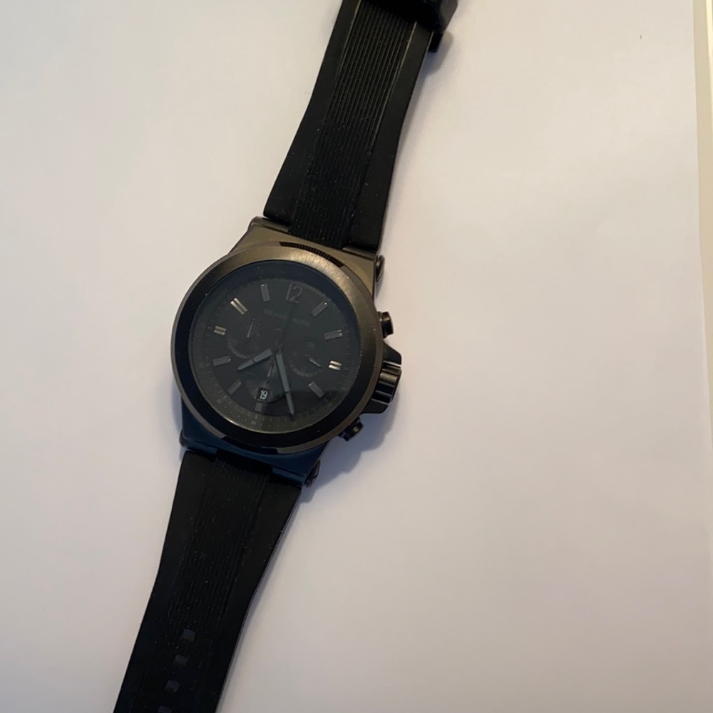 Mk Watch - image 1